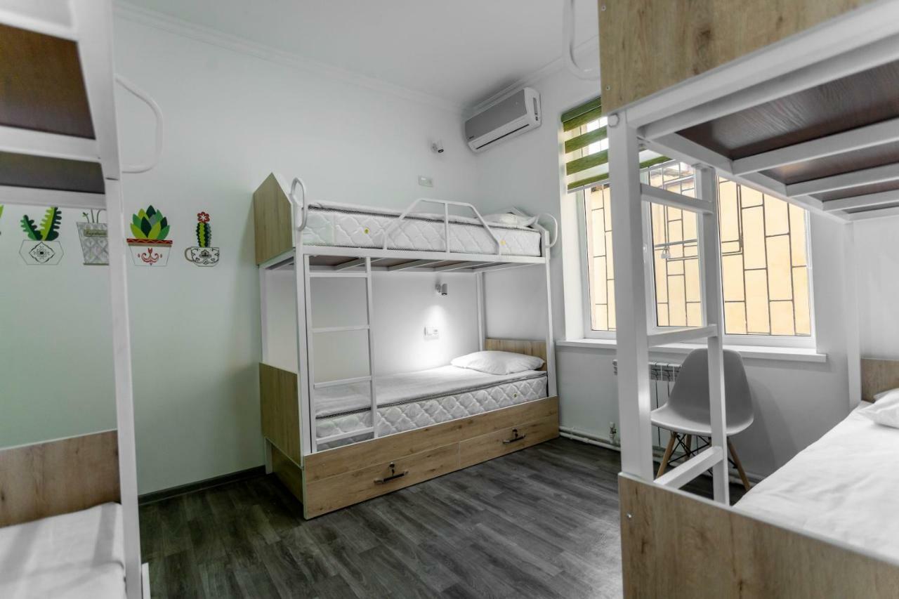 Registan Hostel Samarkand Eksteriør bilde